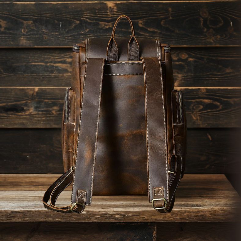 Carver | Crazy Horse Leather Rucksack