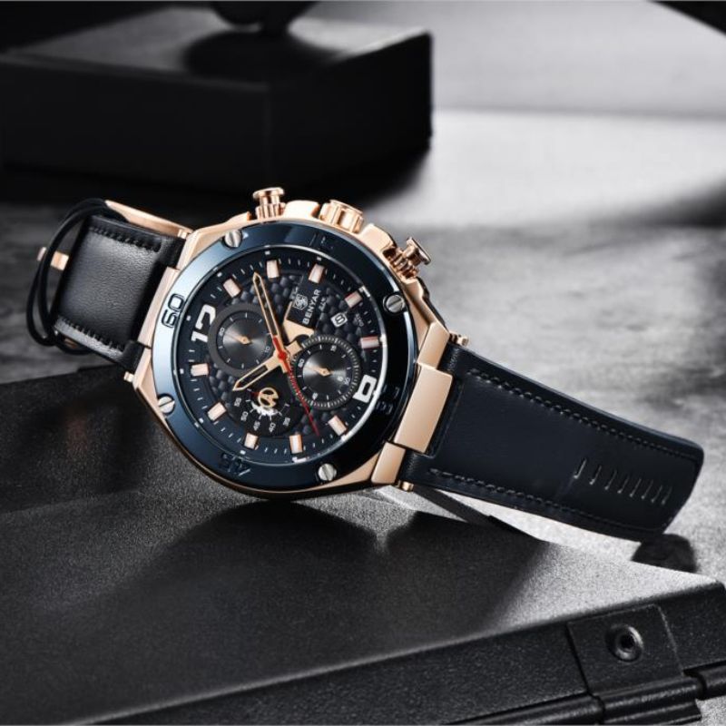 Quartz Multifunctional Sports Chronograph Watch