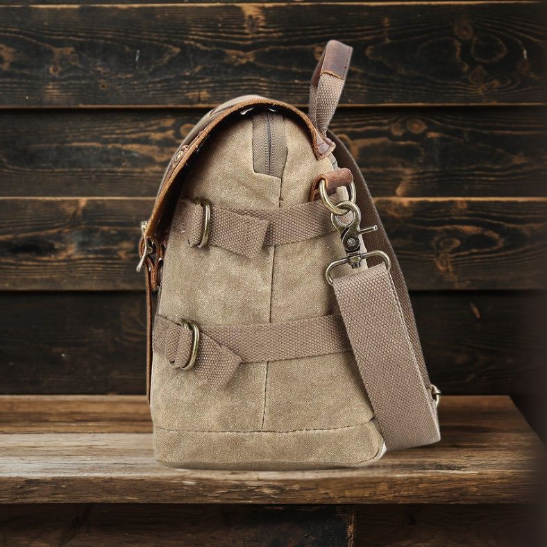 Camera Messenger Bag | TALLIN