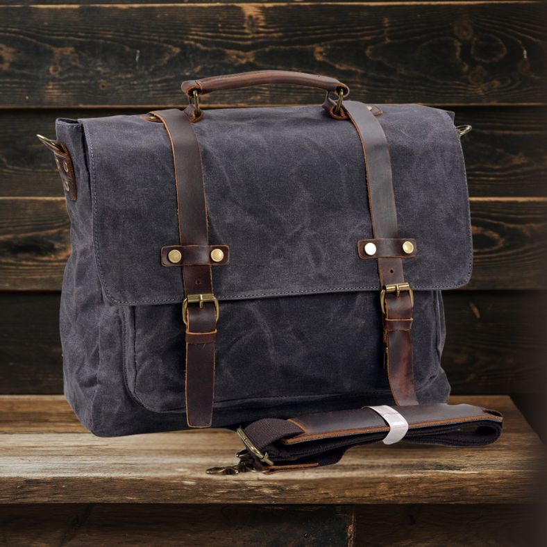 Canvas and Leather Messenger Bag | BRUGES