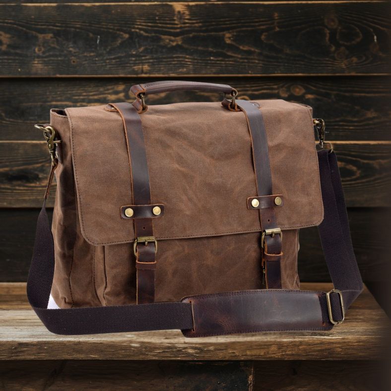 Canvas and Leather Messenger Bag | BRUGES