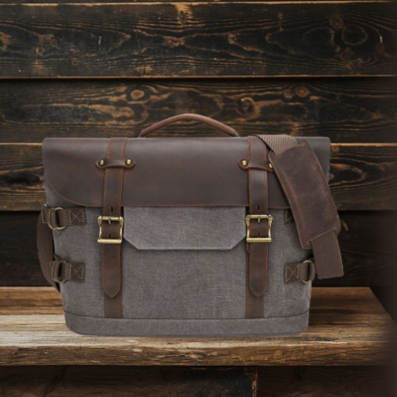 Canvas Shoulder Bag | BOULDER