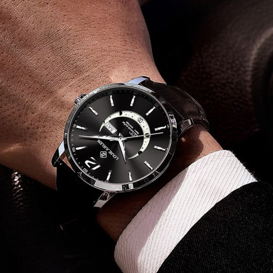 Elegant Moonphase Watch with Luminous Weekday Calendar